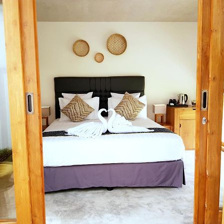 The Edicha Bed & Breakfast Lovina  Exterior photo